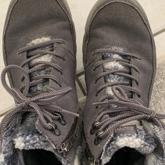 Skechers Black and Gray Winter Boots - Picture 16 of 17